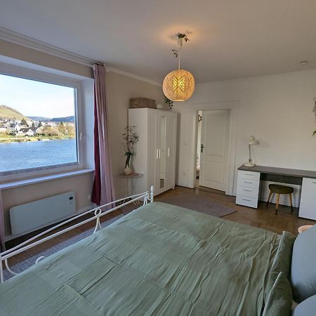 Voll Ausgestattete Wohnung Mit Moselblick Alf Bagian luar foto