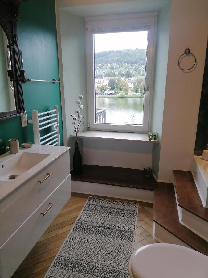 Voll Ausgestattete Wohnung Mit Moselblick Alf Bagian luar foto