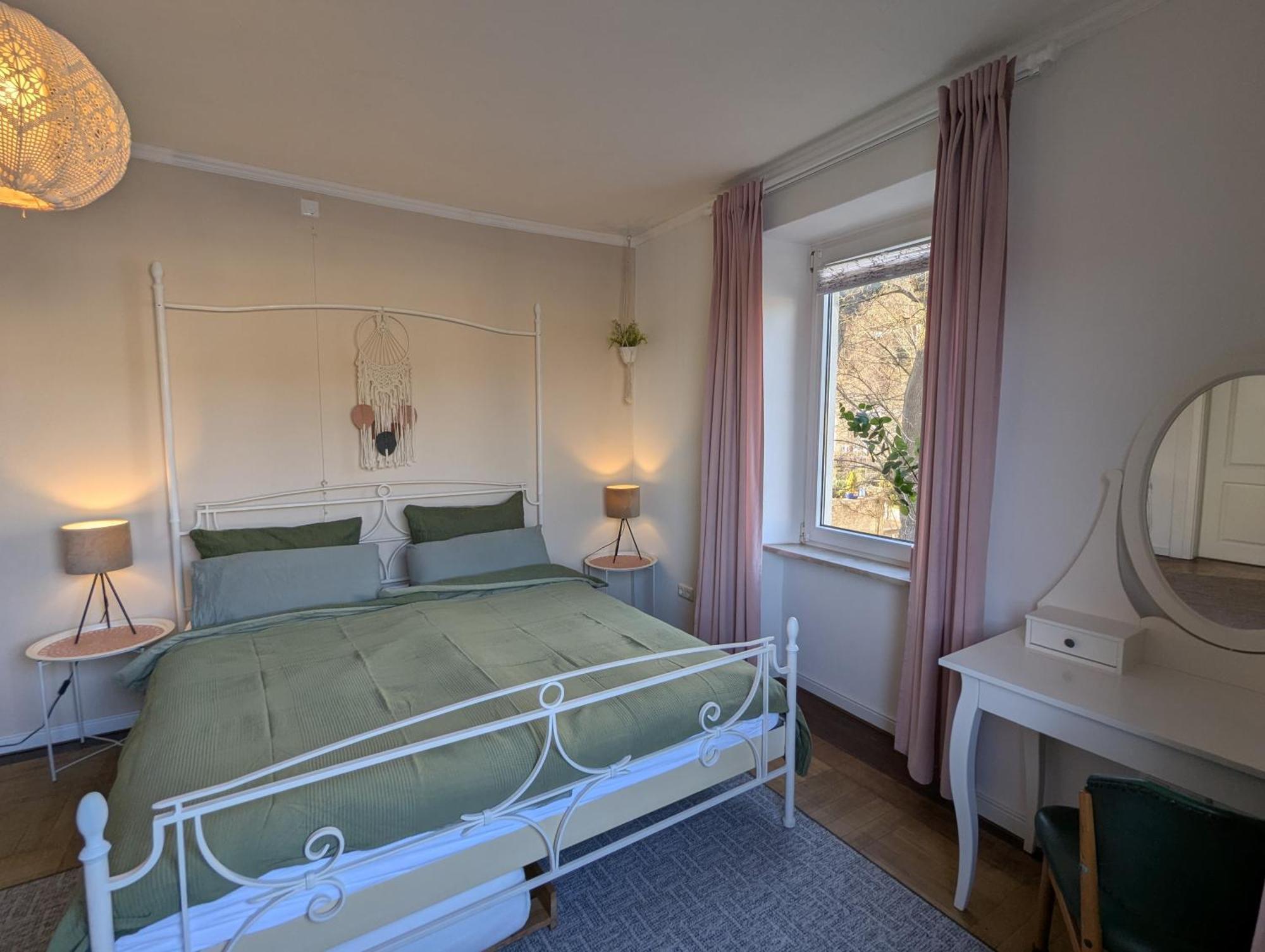 Voll Ausgestattete Wohnung Mit Moselblick Alf Bagian luar foto